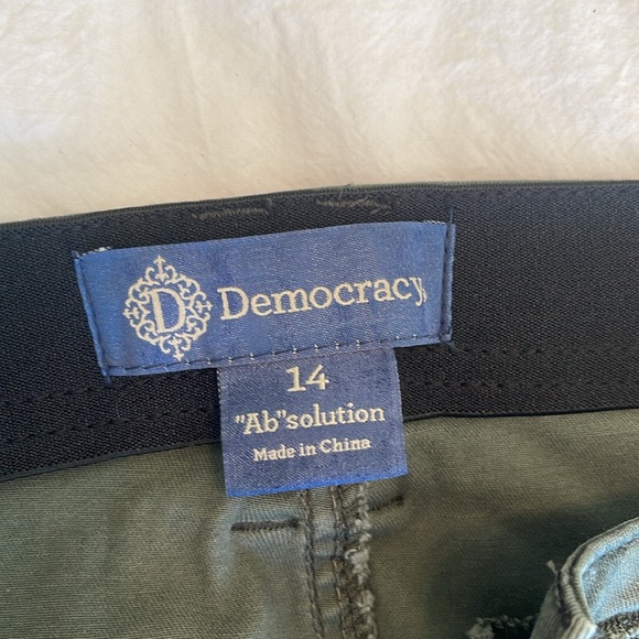 Democracy Ab Solution dark green camouflage pants! - Picture 4 of 4